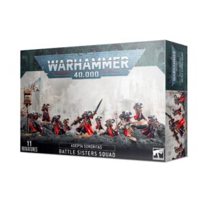 Photo de face de l'emballage de la boîte de figurines Escouade de Sœurs de Bataille (indiquée sous le nom officiel Adepta Sororitas Battle Sisters Squad). Le logo officiel "WARHAMMER 40,000" est positionné en haut au centre. L'illustration principale met en scène un groupe de 11 figurines progressant de front sur une crête de roches noires. On y observe dix Sœurs de Bataille aux cheveux blancs court vêtues d'armures énergétiques noires et de drapés rouge vif. Au centre, la Sister Superior brandit fièrement une épée énergétique levée vers le ciel. À l'extrême gauche, une Sœur maintient une grande icône sacrée dorée et sculptée, accompagnée d'un petit chérubin aux ailes blanches volant au-dessus d'elle. L'arrière-plan montre de hautes structures de cathédrales gothiques impériales estompées dans un brouillard blanc et lumineux. En bas, un bandeau noir affiche "ADEPTA SORORITAS BATTLE SISTERS SQUAD" avec l'inscription "11 MINIATURES" dans le coin inférieur gauche.