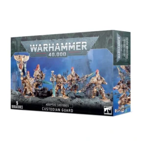 Photo de face de l'emballage de la boîte de figurines Gardes Custodiens (Adeptus Custodes Custodian Guard). Le logo officiel "WARHAMMER 40,000" est positionné en haut au centre. L'illustration principale présente un groupe de un groupe de cinq guerriers d'élite revêtus d'une armure intégralement dorée, arborant des plumets d'un rouge vif sur leurs casques. Ils manient de grandes lances de gardien et des lames d'énergie bleutées sur un sol rocailleux et sombre, devant un arrière-plan brumeux aux teintes bleues montrant des silhouettes de cathédrales gothiques en ruine. Le bas de la boîte affiche un bandeau noir avec l'inscription "ADEPTUS CUSTODES CUSTODIAN GUARD" et la mention "5 MINIATURES" dans le coin inférieur gauche.