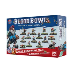 Une vue en perspective de la boîte de produit officielle pour l'Équipe de Gnomes pour Blood Bowl: les Glimdwarrow Groundhogs, présentée sur un fond blanc épuré. La partie supérieure de l'emballage, colorée en bleu ciel, met en avant le grand logo métallique argenté « BLOOD BOWL » agrémenté de petites illustrations de créatures des bois, surplombant la mention « THE GAME OF FANTASY FOOTBALL ». Sur la gauche de la boîte, une illustration colorée de style bande dessinée montre un joueur gnome à la longue barbe blanche et au chapeau pointu rouge, vêtu d'une veste bleue et tenant un ballon de cuir, accompagné d'un petit renard à ses pieds. Au centre, quatorze figurines peintes de gnomes et d'animaux compagnons (dont une oie, un blaireau et un écureuil) sont disposées en action sur une pelouse verte. Le bas de la boîte est habillé d'un large bandeau rouge vif où sont inscrits en blanc les titres « GNOME BLOOD BOWL TEAM » et « THE GLIMDWARROW GROUNDHOGS », complété dans le coin supérieur gauche par un écusson « 14 CITADEL MINIATURES » et en bas à droite par le logo carré blanc de Games Workshop.