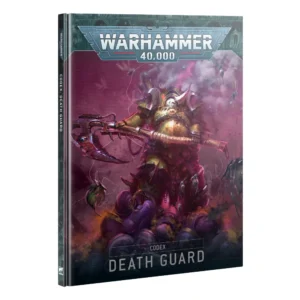Livre officiel à couverture rigide pour le jeu de stratégie Warhammer 40,000, présenté debout et de trois-quarts. Le grand logo argenté de Warhammer 40,000 domine la partie supérieure de la couverture, incrusté sur une bordure gris foncé sculptée de reliefs de visages hurlants. L'illustration centrale d'art met en valeur un imposant Space Marine du Chaos corrompu de la faction Death Guard. Ce guerrier putride arbore une armure énergétique massive vert olive rouillée et déformée, dotée d'une grande corne sur son casque et d'un œil unique rouge brillant. Il brandit une immense faux de guerre dentelée et ensanglantée à deux mains, se tenant triomphalement sur un tas de casques et d'armures de Space Marines violets détruits. L'arrière-plan est baigné d'une brume toxique dense de couleur rose et violette où volent des insectes fétides et des mouches de la peste. En bas du livre, un encadré noir épuré indique l'inscription blanche "CODEX" suivie en grand du titre exact du livre Codex: Death Guard. La tranche noire du livre, visible sur la gauche, répète verticalement le titre du Codex.
