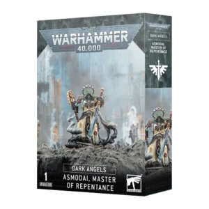 Vue en perspective de la boîte de jeu Warhammer 40,000 présentant le personnage d'Asmodaï, Maître du Repentir pour la faction des Dark Angels. L'illustration centrale montre la figurine vêtue d'une armure énergétique noire, d'un tabard beige et d'une capuche vert sombre. Il arbore une auréole de fer pointue au-dessus de son heaume en forme de crâne et brandit une épée massive pointée vers le sol ainsi qu'un reliquaire, entouré de volutes de fumée noire sur un sol rocheux. Le fond présente des ruines gothiques floues sous un ciel brumeux gris-bleu. Le grand logo argenté "WARHAMMER 40,000" domine le haut de la boîte. Sur le bandeau noir en bas, les textes blancs indiquent "DARK ANGELS" et "ASMODAI, MASTER OF REPENTANCE", à côté de la mention "1 MINIATURE" à gauche et du logo carré de Warhammer à droite. La tranche latérale droite affiche une version tronquée du visuel avec le symbole de l'épée ailée des Dark Angels en blanc.