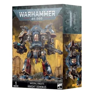 Boîte d'emballage officielle d'une figurine de personnage et véhicule massif pour le jeu de stratégie Warhammer 40,000, présentée de trois-quarts mettant en valeur sa face avant et son rabat latéral droit. Le grand logo argenté de Warhammer 40,000 domine la partie supérieure, incrusté sur une bordure supérieure gris foncé sculptée de reliefs de visages hurlants. L'illustration centrale met en scène le Chevalier Castellan (intitulé Knight Dominus sur la boîte) entièrement assemblé et peint. Ce mécha de combat colossal et bipède arbore une armure bleu nuit et dorée avec des plaques de blindage inférieures rouges, ornées d'armoiries héraldiques blanches et noires représentant une tête de cheval et un aigle. Le robot géant est équipé d'une terrifiante batterie d'armes : un énorme décimateur à plasma sur son bras droit, un canon volcanique sur son bras gauche, et des tourelles de canons jumelés et de missiles sur ses épaulières. Il se tient debout sur un sol rocheux parsemé de débris, devant un arrière-plan baigné d'un ciel brumeux jaune et de silhouettes de cathédrales impériales gothiques en ruine. En bas au centre, un encadré noir épuré indique les inscriptions blanches "IMPERIAL KNIGHTS KNIGHT DOMINUS", flanquées de la mention "1 MINIATURE" à gauche et du logo blanc officiel de Warhammer Citadel à droite. Le rabat latéral droit montre un aperçu vertical de ce même robot sous le même angle.