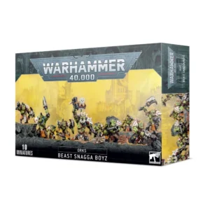 Boîte de produit officielle Warhammer 40,000 présentant un kit d'unité pour la faction Orks : les Boyz Alpagueurs. L'illustration principale, sur un fond jaune brumeux évoquant un champ de bataille en ruines, montre un groupe de dix Orks à la peau verte, lourdement musclés. Ils sont armés de kikoup' (haches et épées tronçonneuses) et de pistolets typiques de leur clan, arborant des pièces d'armure faites d'os et de métal de récupération. Le logo gris et bleu "Warhammer 40,000" domine le haut de l'emballage. Une bande noire en bas indique la mention "10 Miniatures", la faction "Orks" et le nom de l'unité "Beast Snagga Boyz" avec le logo Citadel blanc.