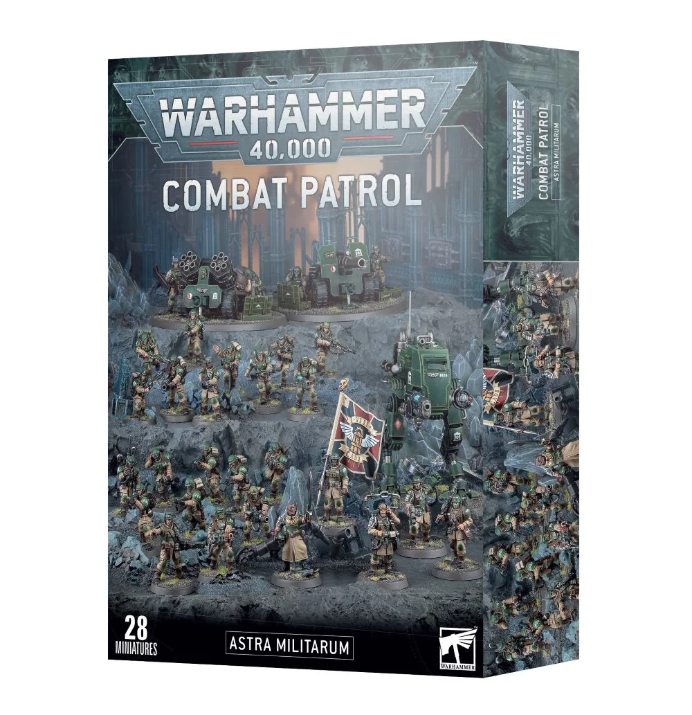 Boîte d'emballage officielle d'un ensemble de figurines pour le jeu de stratégie Warhammer 40,000, présentée de trois-quarts. Le grand logo argenté de Warhammer 40,000 domine le haut de la boîte, incrusté sur une large bordure supérieure gris foncé sculptée de reliefs de visages hurlants. Juste en dessous, l'inscription blanche "COMBAT PATROL" s'affiche en lettres capitales épurées. L'illustration centrale met en scène le contenu complet de la boîte Patrouille: Astra Militarum, entièrement assemblé et peint. On y découvre une force armée disciplinée composée de 28 figurines progressant sur un terrain rocheux gris foncé. La composition comprend une importante infanterie de soldats de choc cadiens en uniformes beige et vert kaki, une escouade d'état-major avec un porte-étendard brandissant un drapeau noir et rouge, un marcheur de combat Sentinel Blindé vert, ainsi que deux imposantes pièces d'artillerie de campagne de la batterie de frappe à l'arrière. L'arrière-plan présente un paysage urbain gothique en ruine sous un ciel brumeux aux teintes orangées. En bas au centre, un encadré noir épuré indique l'inscription blanche "ASTRA MILITARUM", flanquée de la mention "28 MINIATURES" à gauche et du logo blanc officiel de Warhammer Citadel à droite. Le rabat latéral droit, d'une teinte gris-bleu sombre, montre un aperçu vertical condensé de l'armée sous le même angle.