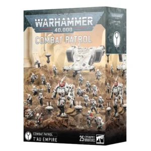 Boîte de produit officielle Warhammer 40,000 présentant le set Combat Patrol de l'Empire T'au. L'illustration principale montre une force d'infanterie et de soutien déployée sur une colline de roches brunes et arides, avec des structures technologiques blanches en arrière-plan sous un ciel brumeux couleur ocre. Les figurines, qui composent la Patrouille: Empire T'au, portent des armures blanches épurées avec des marquages rouges et noirs. L'ensemble comprend un grand exo-armure Commander, de nombreux Guerriers du Feu, des Drones de soutien lévitant et un char de transport antigrav Devilfish au second plan. Le haut de la boîte affiche le logo gris "Warhammer 40,000" suivi de la mention "Combat Patrol" en lettres blanches. La bande noire inférieure indique textuellement "Combat Patrol T'au Empire" et "25 Citadel Miniatures".