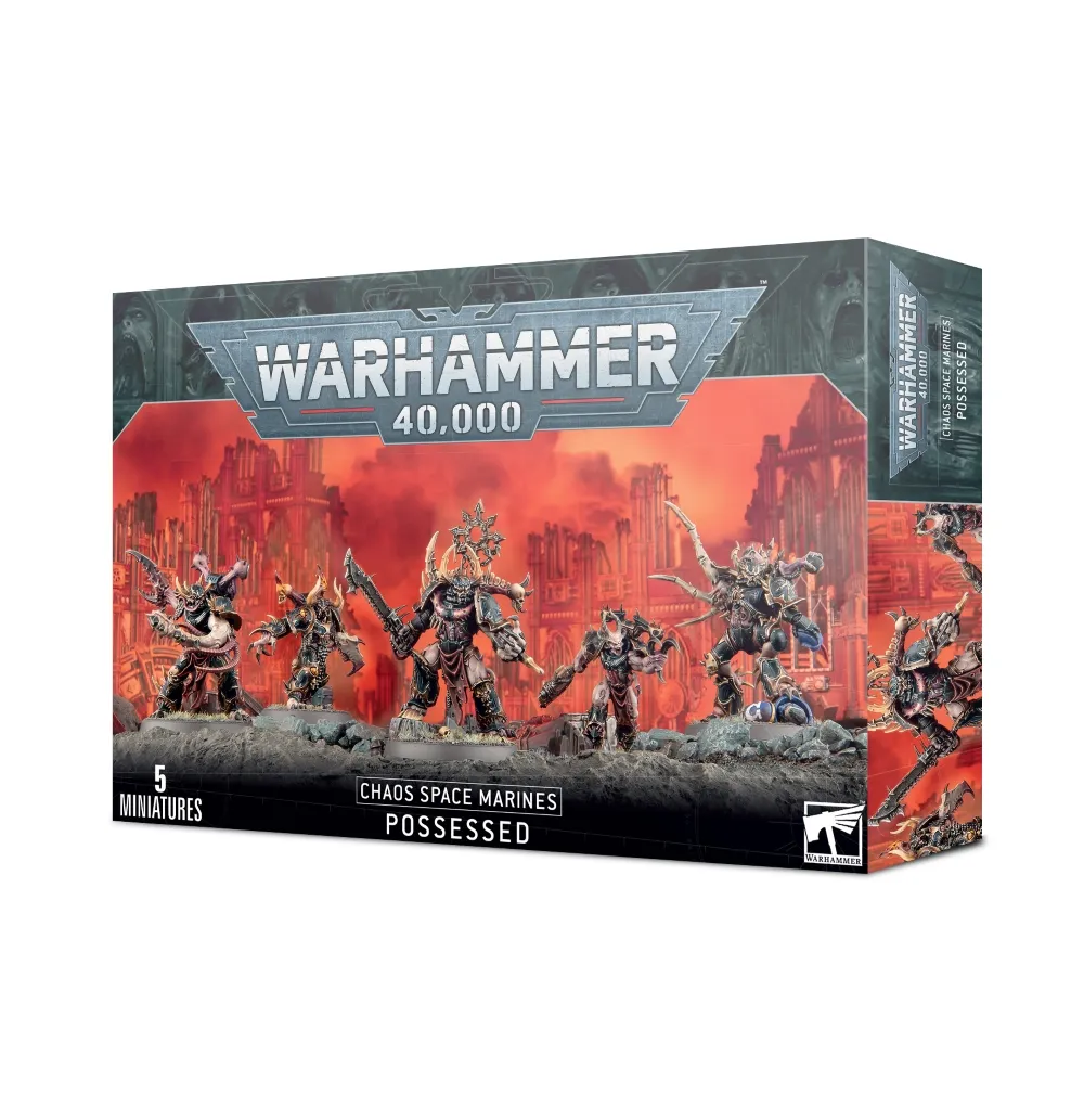 Boîte d'emballage officielle d'une unité de figurines pour le jeu de stratégie Warhammer 40,000, montrée de trois-quarts. En haut au centre, le grand logo argenté de Warhammer 40,000 est incrusté sur une bordure supérieure gris foncé sculptée de visages hurlants. L'illustration principale présente une escouade de 5 Possédés, des Space Marines du Chaos monstrueusement altérés par des démons. Ces guerriers massifs portent des armures énergétiques noires, dorées et bordeaux corrompues, affichant des mutations terrifiantes : des cornes géantes, des excroissances osseuses acérées, des pinces monstrueuses et de longs tentacules charnus. Le personnage central brandit une épée tronçonneuse et arbore une grande étoile du Chaos à huit branches au-dessus de son râtelier dorsal. L'unité progresse sur un sol de décombres gris foncé, devant un arrière-plan de cathédrales gothiques industrielles en ruines sous un ciel embrasé rouge et orangé. En bas au centre, les inscriptions blanches indiquent "CHAOS SPACE MARINES POSSESSED", flanquées de la mention "5 MINIATURES" à gauche et du logo blanc officiel de Warhammer à droite. Le rabat latéral droit, d'une teinte bleu-vert sombre texturée, montre un gros plan de ces combattants possédés.
