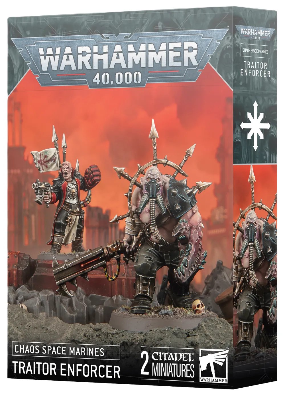 Boîte d'emballage officielle de figurines Citadel pour le jeu de stratégie Warhammer 40,000. Le grand logo argenté de Warhammer 40,000 domine le haut de l'emballage, intégré à une bordure gris foncé. L'illustration principale présente deux figurines assemblées et peintes de serviteurs du Chaos. Au premier plan, un immense Ogryn muté (l'Accusateur Renégat) doté d'une peau pâle, d'une épaulière pointue noire et d'un masque respiratoire à tuyaux, tient une arme de mêlée mécanique massive et affiche un bras gauche griffu et corrompu. Derrière lui, un commissaire renégat hurle en brandissant un pistolet bolter et un gantelet énergétique rouge. Ils se tiennent sur un sol rocailleux jonché d'un crâne, devant un arrière-plan industriel apocalyptique sous un ciel rouge et orangé chargé de fumée. En bas à gauche, le texte indique "CHAOS SPACE MARINES TRAITOR ENFORCER". En bas au centre, la mention "2 CITADEL MINIATURES" figure à côté du logo blanc officiel de Warhammer. Le rabat latéral droit montre l'étoile à huit branches blanche du Chaos ainsi qu'un gros plan de la figurine de l'Ogryn.
