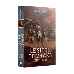 Illustration de couverture pour le roman Le Siège de Vraks de Steve Lyons, publié par la Black Library. Au premier plan, un groupe de soldats de la Garde Impériale, vêtus d'uniformes de type "Death Korps of Krieg" avec des masques à gaz caractéristiques et des casques militaires, avancent sur un champ de bataille en ruines. L'officier central, au centre, se tient debout, une main sur la garde de son épée. L'arrière-plan dépeint une atmosphère lourde, teintée de nuances sépia et brunes, révélant les silhouettes indistinctes de structures de guerre massives et des véhicules blindés sous un ciel chargé de fumée. Le titre "LE SIÈGE DE VRAKS" est inscrit en grandes lettres capitales blanches en bas de la couverture, avec le nom de l'auteur, "STEVE LYONS", positionné juste en dessous. Le logo "WARHAMMER 40,000" est présent en haut de la couverture sur un bandeau argenté, tandis que le logo de la Black Library apparaît discrètement en bas à gauche.