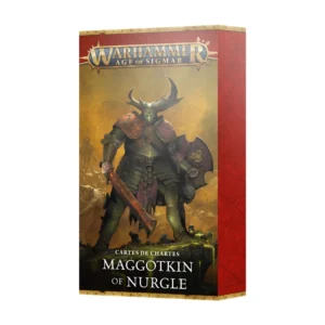Photo de présentation de trois-quarts sur fond blanc du paquet de Cartes de Charte des Maggotkin of Nurgle. La boîte verticale présente au sommet le logo officiel "WARHAMMER AGE OF SIGMAR" inscrit en lettres dorées et bleues sur un bandeau rouge aux bordures métalliques. L'illustration centrale, baignée dans des teintes de jaune maladif et d'ambre, dépeint un guerrier de Nurgle en lourde armure verte rouillée, arborant un casque à cornes et tenant une large épée ainsi qu'un bouclier orné des symboles de la peste. Au bas du visuel, le texte indique en lettres blanches "CARTES DE CHARTES" surmontant le titre "MAGGOTKIN OF NURGLE". La tranche latérale droite du paquet affiche une couleur rouge texturée.