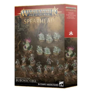 Boîte de produit officielle du kit de figurines Fer de Lance: Putrescents de Nurgle – Cellule Bubonique pour le jeu Warhammer Age of Sigmar. L'emballage vertical présente en haut le grand logo officiel Warhammer Age of Sigmar en lettres métalliques dorées sur une bannière rouge, surmontant le mot Spearhead en grands caractères dorés. L'illustration centrale met en scène dix-huit figurines peintes évoluant dans un paysage marécageux et méphitique aux tons bruns et vert olive. L'armée comprend une grande créature pustuleuse aux tentacules violettes, des nuées de p'tits démons grouillants, ainsi que des guerriers mutants encapuchonnés vêtus de tuniques vertes et armés de faulx et de masses rouillées. Le panneau latéral droit rouge bordeaux affiche les logos de la faction ainsi que les titres Maggotkin of Nurgle, Bubonic Cell et Cellule Bubonique. En bas à gauche, le texte indique Maggotkin of Nurgle suivi de Bubonic Cell en grandes lettres blanches, surmontant le bandeau inférieur précisant 18 Citadel Miniatures/Figurines et le logo carré blanc Citadel Warhammer.