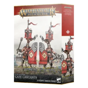 Une vue en perspective de la boîte officielle pour l'unité Gargants des Portes de Warhammer Age of Sigmar, montrée sur un fond blanc uni. La partie supérieure de la face avant est ornée du logo officiel doré « WARHAMMER AGE OF SIGMAR ». L'illustration centrale présente deux figurines de géants (gargants) peintes, debout sur un sol rocheux et herbeux. Chaque colosse porte un casque en métal, des sangles en cuir et de lourdes chaînes, et tient un immense bouclier en bois rouge sculpté évoquant une porte fortifiée, associé à une grande masse d'arme métallique. Sur leur dos est arrimée une structure en bois rouge surmontée d'une plateforme fortifiée où se tient un soldat manipulant une arme à feu, complétée par un étendard rouge flottant au vent. En bas à gauche, les inscriptions indiquent « CITIES OF SIGMAR » et « GATE GARGANTS », tandis que la bordure inférieure noire affiche la mention « 2 CITADEL MINIATURES/FIGURINES » à côté du logo carré blanc de Games Workshop. Le côté latéral droit de la boîte, de couleur rouge texturé, reprend les textes « CITIES OF SIGMAR », « GATE GARGANTS » et sa traduction française « GARGANTS DES PORTES » au-dessus d'un symbole d'étoile blanche contenant la lettre « S ».