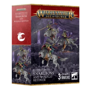 Visuel du packaging officiel Warhammer Age of Sigmar pour le coffret Grogneboss et suite de Vils-leus (Snarlboss and Wolfgit Retinue) de la faction Gloomspite Gitz. La boîte aux bordures dorées et au bandeau rouge arbore en haut le logo officiel doré "Warhammer Age of Sigmar". L'illustration centrale sur fond de caverne rocheuse violette présente trois cavaliers Grots à la peau verte chevauchant d'imposants loups à la fourrure grise lancés au galop. Le chef au premier plan brandit une lame recourbée et un bouclier rond, flanqué de deux compagnons équipés d'une lance et d'un arc. En bas figurent l'inscription "GLOOMSPITE GITZ SNARLBOSS AND WOLFGIT RETINUE" ainsi que la mention "3 CITADEL MINIATURES".