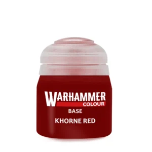 Vue de face d'un pot de peinture Citadel de 12 ml pour le produit Base: Khorne Red présenté sur un fond blanc épuré. Le pot en plastique transparent surmonté d'un capuchon teinté contient une peinture acrylique de couleur rouge profond et sombre. L'étiquette principale comporte le logo officiel « WARHAMMER COLOUR » sur fond rouge, ainsi que la mention de catégorie « BASE » et la dénomination exacte « KHORNE RED » écrites en lettres capitales blanches.