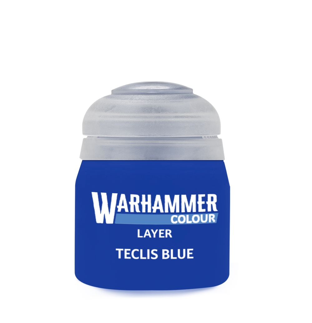 Photo de face d'un pot de peinture acrylique de la gamme Layer, teinte Teclis Blue. Le pot en plastique transparent met en valeur une peinture d'un bleu vif et électrique. Sur l'étiquette bleue au centre, on distingue le logo officiel blanc "WARHAMMER COLOUR" souligné de bleu, avec les mentions "LAYER" et "TECLIS BLUE" imprimées en lettres capitales blanches. Le flacon est surmonté d'un bouchon de sécurité en plastique translucide.