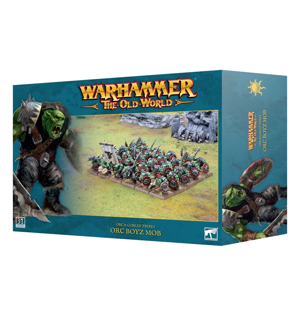 Visuel du packaging officiel Warhammer The Old World pour la boîte de figurines de la Bande d'Orques (Orc Boyz Mob) de la faction Orc & Goblin Tribes. La boîte au cadre bleu-canard arbore en haut le logo officiel doré et rouge « Warhammer The Old World ». L'illustration centrale sur fond de plaine verdoyante présente un grand régiment de 31 Orques à la peau verte, armés pour le corps à corps avec des kramouses, des boucliers ronds ornés de motifs rouges et une bannière blanche. Sur la gauche, une illustration met en avant un imposant guerrier Orque hurlant en armure sombre. En bas figurent l'inscription « ORC & GOBLIN TRIBES ORC BOYZ MOB » ainsi que la mention « 31 CITADEL MINIATURES ».