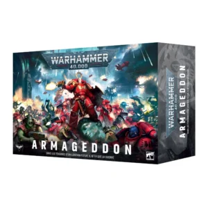 Photographie de la boîte d'emballage du set de jeu Warhammer 40,000: Armageddon. Au sommet de la face avant, le logo officiel bleu et blanc Warhammer 40,000 est mis en évidence. L'illustration principale présente une scène de guerre totale et chaotique : au centre, un Space Marine en armure rouge vif (Blood Angels) arborant une auréole de fer dorée se tient fièrement debout sur les débris d'une immense statue de visage en pierre turquoise. Il brandit un pistolet bolter jaune d'une main et tient un bouclier de l'autre, entouré de ses frères d'armes qui repoussent une horde d'Orks sauvages à la peau verte. L'arrière-plan est composé de ruines de cathédrales gothiques sombres, sous un ciel nocturne embrasé par des explosions orange et des tirs de DCA. En bas de la boîte, le titre "ARMAGEDDON" s'affiche en grandes lettres capitales blanches, souligné par la mention en français "DANS LES TÉNÈBRES D'UN LOINTAIN FUTUR, IL N'Y A QUE LA GUERRE". Le côté droit de la boîte, de couleur gris foncé texturé, reprend verticalement le titre et le logo de la faction.