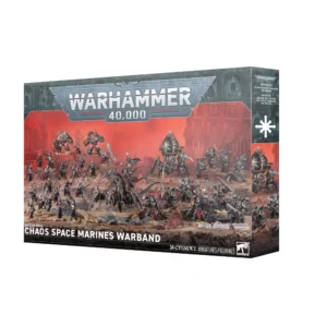 Emballage cartonné officiel de la boîte de jeu Warhammer 40,000 mettant en scène le Bataillon: Bande de Guerre des Space Marines du Chaos. L'illustration principale montre une imposante armée de 34 figurines Citadel peintes avec des armures noires arborant des bordures dorées et des détails rouges, progressant sur un champ de bataille rocheux et poussiéreux. L'arrière-plan est baigné dans une lueur rouge incandescente à travers laquelle se dessinent les silhouettes de structures gothiques en ruines. Au centre, un puissant champion du Chaos mène la charge sur une imposante monture cybernétique à pinces mécaniques, entouré de vagues de Space Marines du Chaos, de Terminators lourdement armés et d'une imposante machine de guerre arachnéenne. En haut au centre, le logo métallique gris et bleu "Warhammer 40,000" est fièrement affiché. Les inscriptions blanches "Battleforce Chaos Space Marines Warband" apparaissent en bas à gauche, tandis que la mention "34 Citadel Miniatures/Figurines" est placée dans le coin inférieur droit.