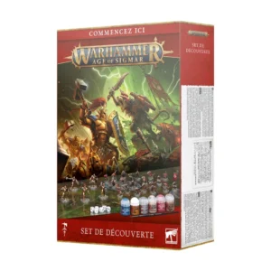 Boîte d'emballage officielle de Warhammer au format vertical, présentant le Set de découverte Age of Sigmar. L'illustration principale montre un affrontement épique sous des éclairs magiques verdâtres entre de fiers guerriers en armure dorée étincelante (les Stormcast Eternals) brandissant des marteaux de guerre, et une horde de créatures-rats féroces (les Skavens) armées de lames rouillées et de bannières déchirées. Au bas de la boîte, les figurines miniatures en plastique sont mises en scène sur un terrain de jeu, devant une rangée de cinq dés blancs, un pinceau de modélisme et cinq pots de peinture Citadel alignés (bleu, or, argent, rouge, marron). Le bandeau supérieur rouge affiche la mention blanche "COMMENCEZ ICI" juste au-dessus du logo doré du jeu. La large bande inférieure rouge indique "SET DE DÉCOUVERTE" en lettres capitales blanches avec le logo de Games Workshop à droite.