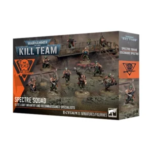 Photo de présentation de trois-quarts sur fond blanc de la boîte de jeu Kill Team: Escouade Spectre. En haut à gauche de la boîte figure le logo officiel "WARHAMMER 40,000 KILL TEAM" en lettres argentées et bleues, flanqué d'un emblème triangulaire orange vif représentant un icône d'opérateur d'infiltré. L'illustration centrale met en scène 11 figurines peintes d'agents de reconnaissance évoluant sur un terrain de ruines industrielles sombres et de passerelles métalliques. Ces soldats portent des combinaisons vert olive, des pèlerins de camouflage brun et orange, ainsi que des fusils de précision, des carabines et un lance-missiles. En bas de l'image, le texte en blanc indique "SPECTRE SQUAD - ELITE LIGHT INFANTRY AND RECONNAISSANCE SPECIALISTS". La bande noire au bas de la boîte précise "11 CITADEL MINIATURES/FIGURINES" avec le logo "WARHAMMER" dans le coin inférieur droit. La tranche droite orange et gris foncé affiche le titre bilingue "SPECTRE SQUAD / ESCOUADE SPECTRE".